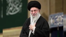Khamenei’s life is in danger as the US and Israel plot against him.webp