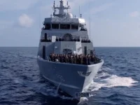 Indian Navy commissions Mahe, a new 'Silent Hunter' ship.webp