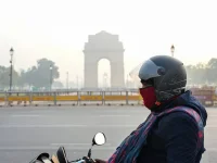 Delhi's air quality plummets again, health warnings issued.webp