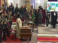 Justice Surya Kant sworn in as 53rd Chief Justice of India.webp