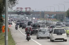 Plus activates the contra lane on the Elite Expressway for pipe installation work.webp