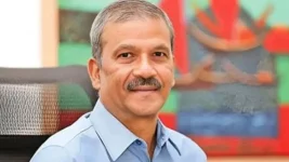 Yunus' team visits the hospital, and Khaleda’s condition draws concern.webp