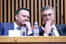 Croatia’s GDP growth cools off, tourists skip the comeback.webp
