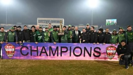 Pakistan bowlers crush Sri Lanka, tri-series ends in style.webp