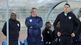Durban City and Gavin Hunt split, Pitso Dladla takes the reins.webp