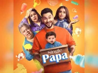 Manoj Pahwa upstaged by baby, toddler steals the show.webp