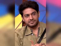 Gaurav Khanna breaks down over a personal question, Amaal defends him.webp