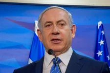 Netanyahu seeks rare preemptive pardon amid corruption trial.webp