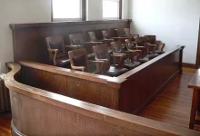 UK ditches juries for minor crimes, sparks legal uproar.webp
