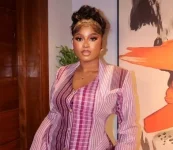 Imisi Ayanwale owns Ebute Metta, the queen brings it home.webp