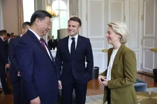 Macron faces pressure, China talks test France’s values.webp