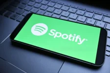 Spotify Wrapped hits 200 million fast, users race to share.webp