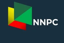 Nigeria’s petrol flows jump, holiday stockpile fuels festive fill-ups.webp