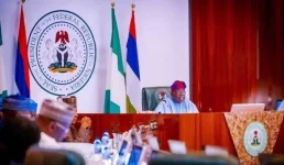 Nigeria greenlights e-buses, airport tech, and new industry push.webp