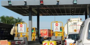 Parly says add tollgates, trucks can pay up.webp