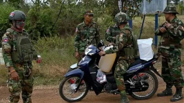 Thai-Cambodia fighting rages on, Trump’s ceasefire falls flat.webp
