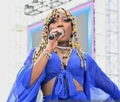 Efya fires back at fans who think she’s rude.webp