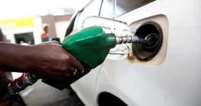 Fuel prices hold steady through the festive season.webp