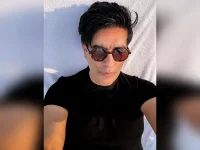 Manish Malhotra unwinds with beach break, pens 2026 plans.webp