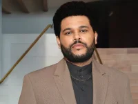 The Weeknd locks billion-dollar catalogue deal, keeps control.webp