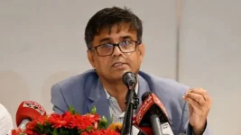 The party led by a fugitive is banned, and no election role is allowed.webp
