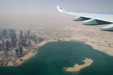 HRW slams Qatar over wage theft in migrant worker contracts.webp