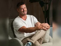 Chris Hemsworth says fun keeps his marriage alive.webp