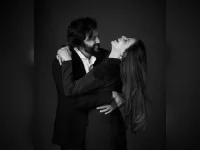 Genelia calls Riteish her heartbeat in a black-and-white love note.webp