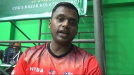 Munna’s shuttle dream reborn as a coach abroad.webp