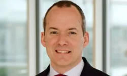 UK firm doubles down on D&I, US stays quiet.webp