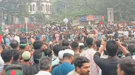 Shahbagh erupts as crowds demand justice for Hadi.webp