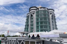Sarawak funds faiths fairly, tithe powers mosques.webp
