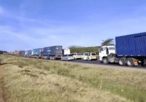 Nairobi-Nakuru gridlock worsens, KeNHA blames lane chaos.webp