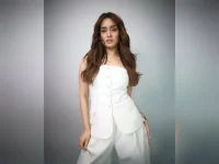 Shraddha wants coffee with Big B, not dates.webp