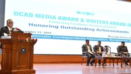 DCAB honors top diplomatic reporters in Bangladesh.webp