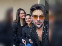 Rashami Desai twins in black with BB13 besties, heals in style.webp
