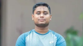 Indian major threatens Bangladeshi leader, tensions flare.webp