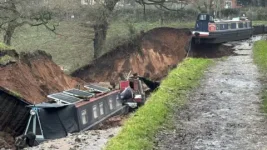 Shropshire canal swallows boats in sinkhole scare.webp