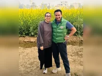Kareena teases Karisma and Saif, saag’s coming but vibes are forever.webp