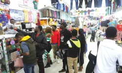 Zimbabwe Christmas chaos hits shelves and streets.webp