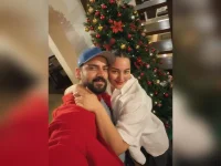 Sonakshi and Zaheer’s Christmas is red, white, and wedded.webp