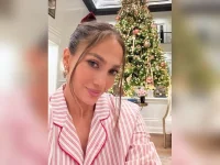 JLo’s Christmas Eve PJs bring cozy family realness.webp