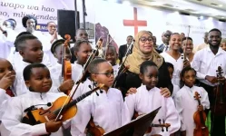 Samia urges Tanzanians to spread love, peace, and care for needy this Christmas.webp