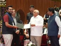 Gujarat’s youth build empires, not just startups.webp