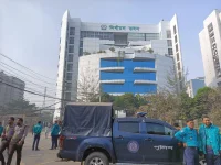 Tarique registers to vote, EC rolls out the red tape.webp