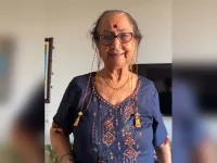 Anupam Kher’s mom struts in a Kashmiri mangalsutra.webp