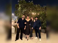 Anshula Kapoor celebrates 35 with cake, family, and fiancé.webp