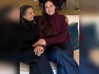 Shabana Azmi and Dia Mirza cozy up in London winter.webp