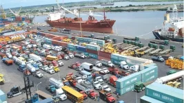 Apapa bridge groans under truckload of trouble.webp