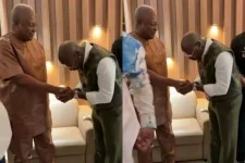 Asake meets Mahama after a fan fires a gun at a Ghana concert.webp
